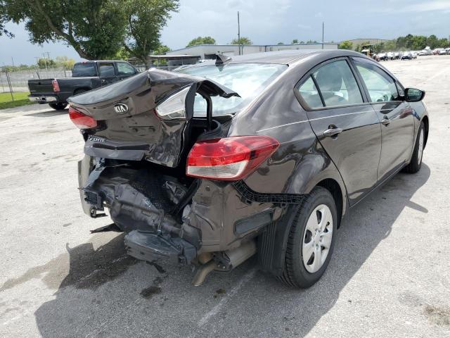 Photo 4 from auction – 2018 KIA FORTE LX with VIN 3KPFL4A76JE226041