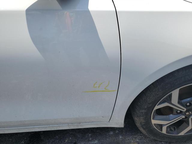 Photo 9 from auction – 2019 KIA FORTE with VIN 3KPF24ADXKE125367