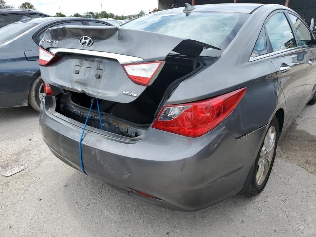 Photo 9 from auction – 2013 HYUNDAI SONATA SE with VIN 5NPEC4AC9DH587305