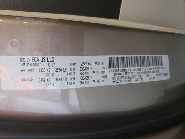 Photo 10 from auction – 2017 CHRYSLER PACIFICA T with VIN 2C4RC1DG1HR837031