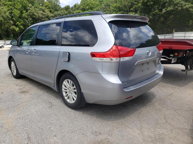 Photo 3 from auction – 2012 TOYOTA SIENNA XLE with VIN 5TDYK3DC9CS227806