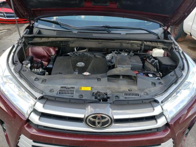 Photo 7 from auction – 2018 TOYOTA HIGHLANDER with VIN 5TDKZRFH3JS284674