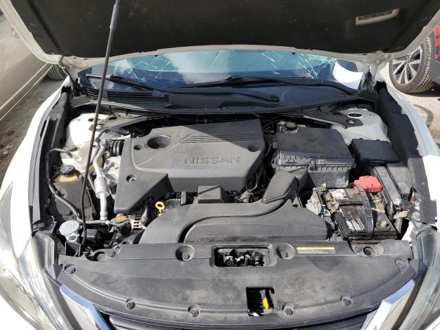 Photo 7 from auction – 2017 NISSAN ALTIMA 2.5 with VIN 1N4AL3AP2HC120696