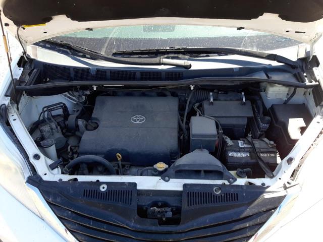 Photo 7 from auction – 2012 TOYOTA SIENNA LE with VIN 5TDKK3DC1CS235534