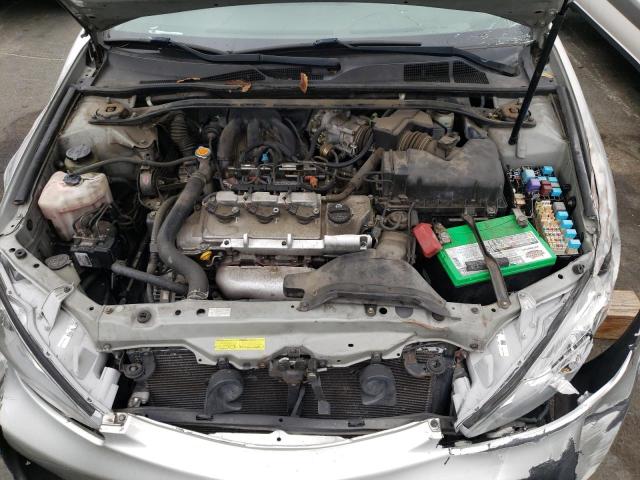 Photo 7 from auction – 2004 TOYOTA CAMRY LE with VIN 4T1BF30K54U588174