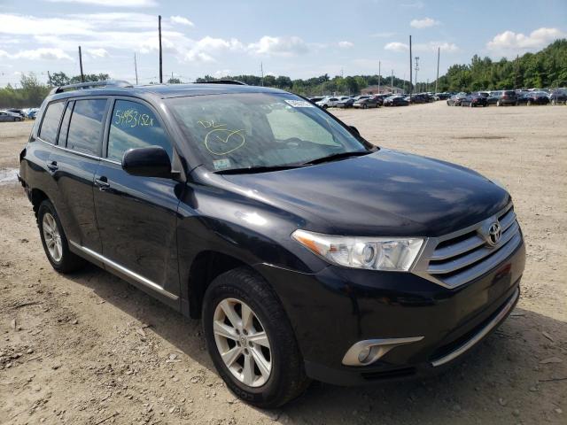 TOYOTA HIGHLANDER 2013 z numerem VIN 5TDBK3EHXDS237634 - Zdjęcie z aukcji