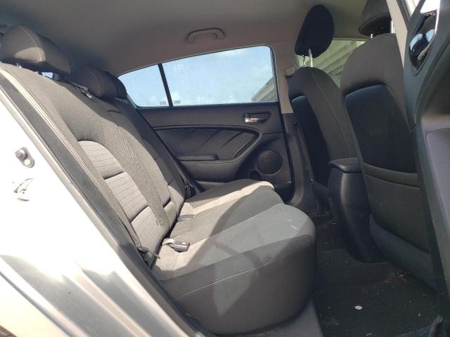 Photo 6 from auction – 2016 KIA FORTE LX with VIN KNAFK5A8XG5540665