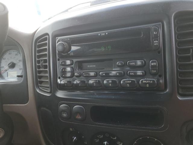 Photo 9 from auction – 2001 FORD ESCAPE XLT with VIN 1FMYU03131KE58743