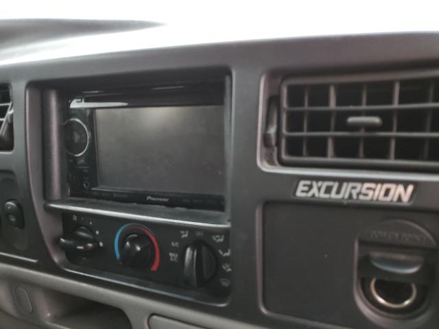 Photo 9 from auction – 2005 FORD EXCURSION with VIN 1FMNU41S15EB52733