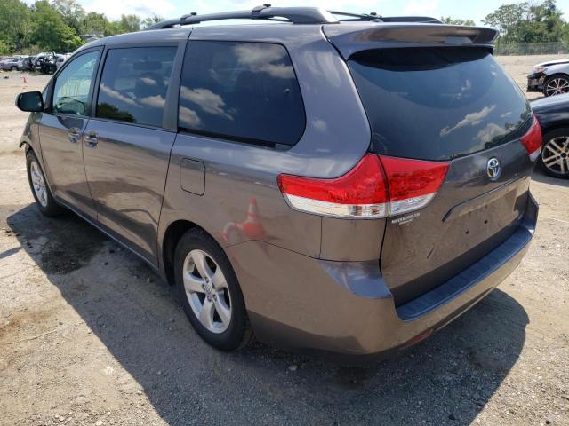 Photo 3 from auction – 2014 TOYOTA SIENNA LE with VIN 5TDKK3DC0ES498066