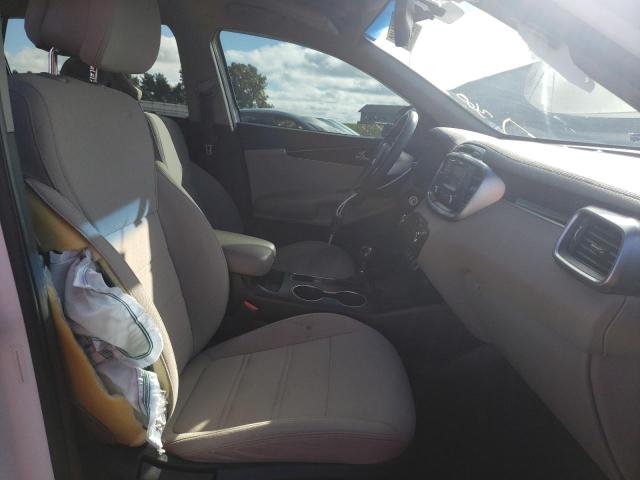 Photo 5 from auction – 2016 KIA SORENTO LX with VIN 5XYPG4A36GG096859