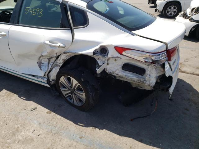 Photo 9 from auction – 2017 KIA OPTIMA PLU with VIN KNAGV4LD9H5017350