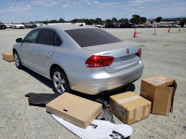 Photo 3 from auction – 2015 VOLKSWAGEN PASSAT S with VIN 1VWAT7A34FC119994