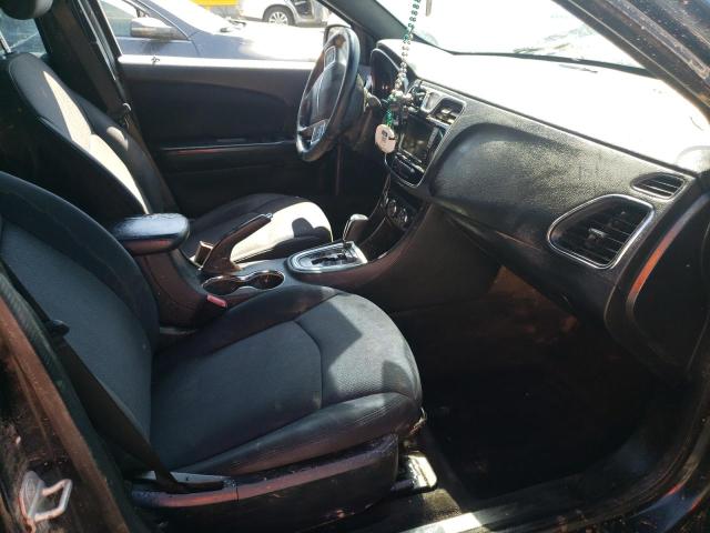 Photo 5 from auction – 2013 CHRYSLER 200 TOURIN with VIN 1C3CCBBG4DN717928