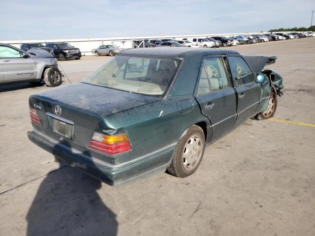 Photo 4 from auction – 1995 MERCEDES-BENZ E 320 BASE with VIN WDBEA32E2SC162547
