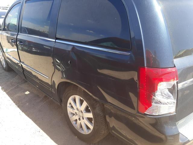 Photo 9 from auction – 2014 CHRYSLER TOWN & COU with VIN 2C4RC1BG9ER125042