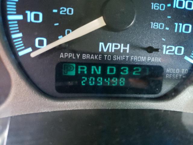 Photo 8 from auction – 2000 CHEVROLET SILVERADO with VIN 1GCEC14W9YZ282812