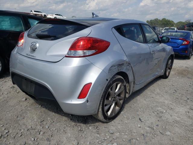 Photo 4 from auction – 2017 HYUNDAI VELOSTER with VIN KMHTC6AD3HU309244