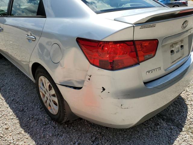 Photo 9 from auction – 2013 KIA FORTE LX with VIN KNAFT4A26D5721485