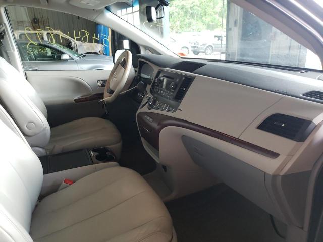 Photo 5 from auction – 2014 TOYOTA SIENNA XLE with VIN 5TDYK3DC0ES431302