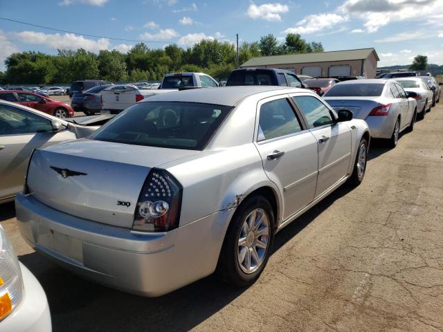 Photo 4 from auction – 2006 CHRYSLER 300 with VIN 2C3KA43R06H428568