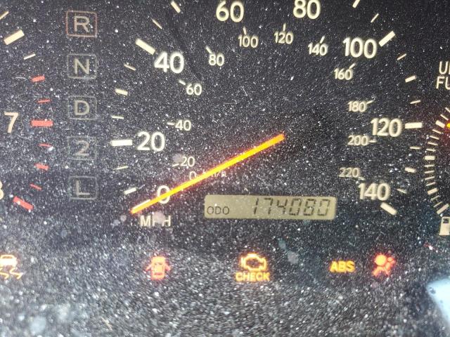 Photo 8 from auction – 1998 LEXUS ES 300 with VIN JT8BF28G9W0135425