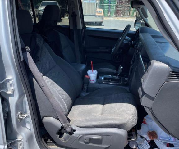 Photo 5 from auction – 2008 JEEP COMMANDER with VIN 1J8HH48K88C105428