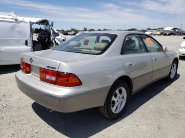 Photo 4 from auction – 1997 LEXUS ES 300 with VIN JT8BF22G7V0012553