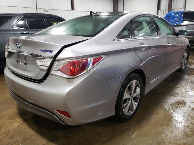 Photo 4 from auction – 2011 HYUNDAI SONATA HYB with VIN KMHEC4A42BA007885