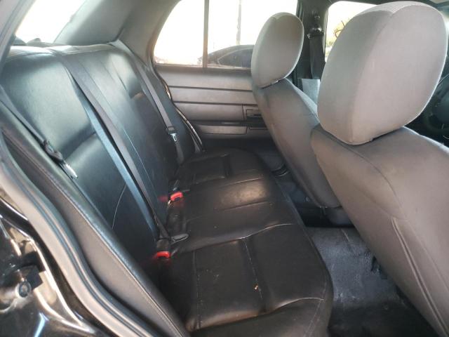 Photo 6 from auction – 2011 FORD CROWN VICT with VIN 2FABP7BV3BX118611