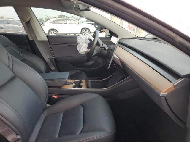 Photo 5 from auction – 2018 TESLA MODEL 3 with VIN 5YJ3E1EB2JF112767