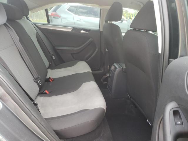 Photo 6 from auction – 2017 VOLKSWAGEN JETTA S with VIN 3VW2B7AJ4HM220797