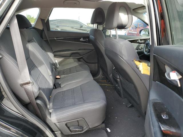 Photo 6 from auction – 2016 KIA SORENTO LX with VIN 5XYPG4A33GG015803