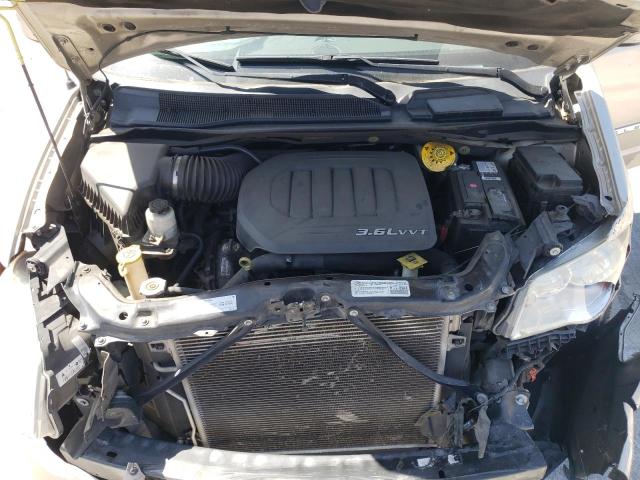 Photo 7 from auction – 2014 CHRYSLER TOWN & COU with VIN 2C4RC1BG4ER271008