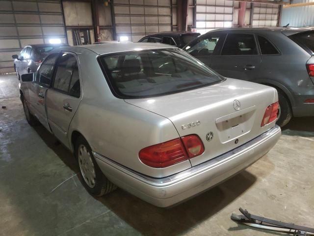 Photo 3 from auction – 1999 MERCEDES-BENZ E 320 with VIN WDBJF65H7XA901759