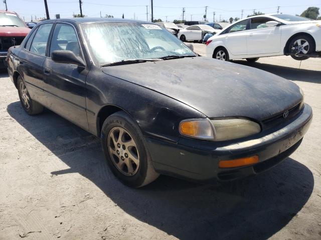 TOYOTA CAMRY LE 1995 with VIN 4T1SK12E6SU579181 - Photo from auction