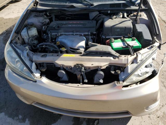 Photo 7 from auction – 2005 TOYOTA CAMRY LE with VIN 4T1BE32K55U974871