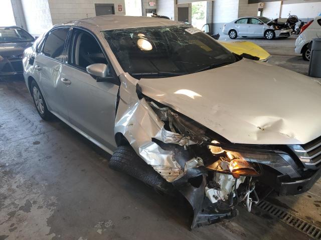 Photo 9 from auction – 2012 VOLKSWAGEN PASSAT S with VIN 1VWAP7A38CC014987