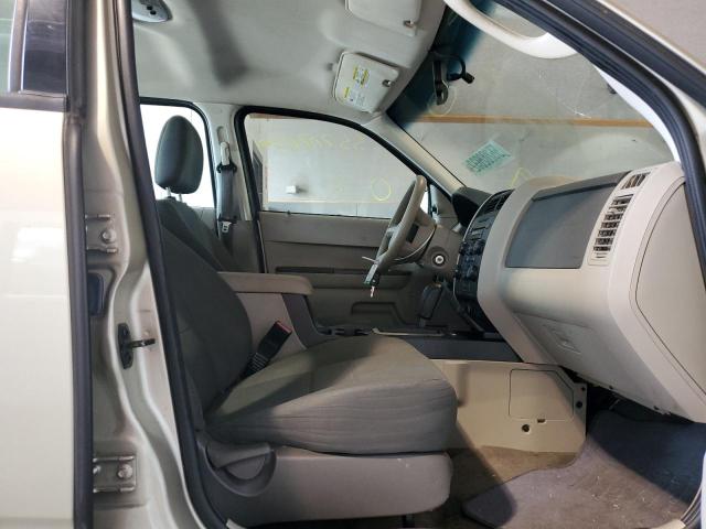 Photo 5 from auction – 2011 FORD ESCAPE XLS with VIN 1FMCU0C74BKA36917