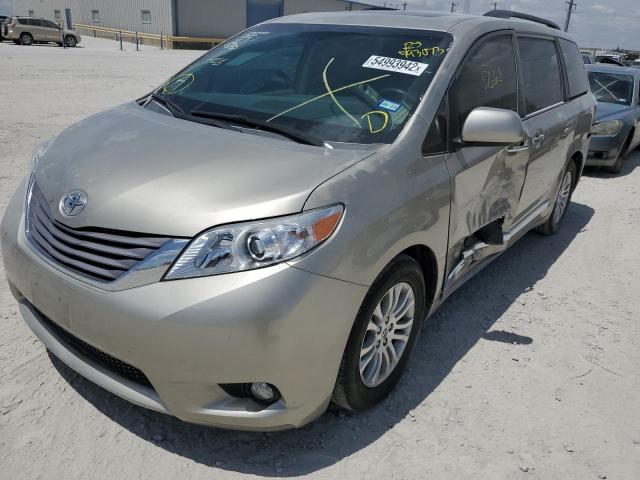 Photo 2 from auction – 2017 TOYOTA SIENNA XLE with VIN 5TDYZ3DC1HS793073