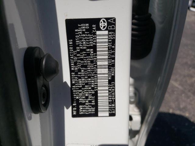 Photo 10 from auction – 2016 TOYOTA COROLLA L with VIN 5YFBURHE3GP412821
