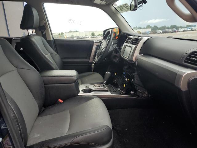 Photo 5 from auction – 2017 TOYOTA 4RUNNER SR with VIN JTEBU5JR8H5417867