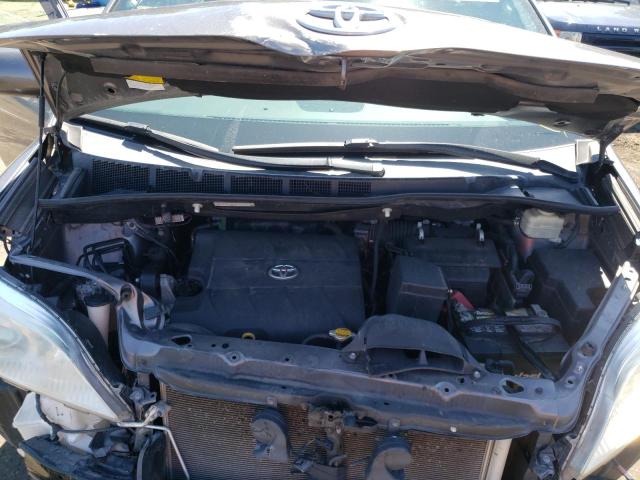 Photo 7 from auction – 2015 TOYOTA SIENNA LE with VIN 5TDJK3DC4FS121737