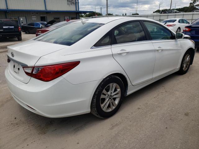 Photo 4 from auction – 2013 HYUNDAI SONATA GLS with VIN 5NPEB4AC9DH781397