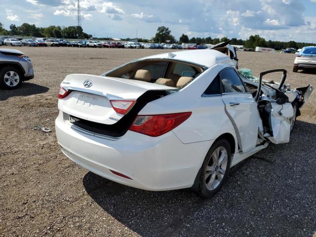 Photo 4 from auction – 2013 HYUNDAI SONATA SE with VIN 5NPEC4AC2DH625991