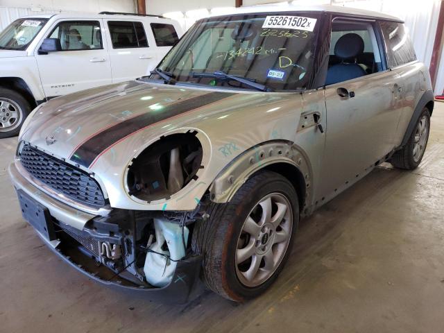Photo 2 from auction – 2010 MINI COOPER with VIN WMWMF3C59ATZ25625