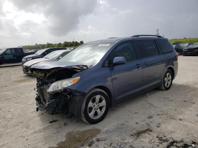 Photo 2 from auction – 2017 TOYOTA SIENNA LE with VIN 5TDKZ3DC8HS782688