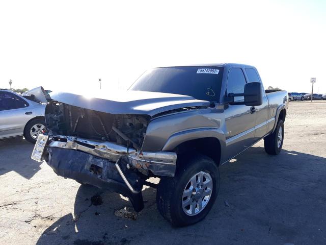 Photo 2 from auction – 2006 CHEVROLET SILVERADO with VIN 1GCHK29DX6E260089