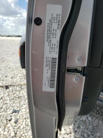 Photo 10 from auction – 2016 CHRYSLER 300 LIMITE with VIN 2C3CCAAG0GH243291