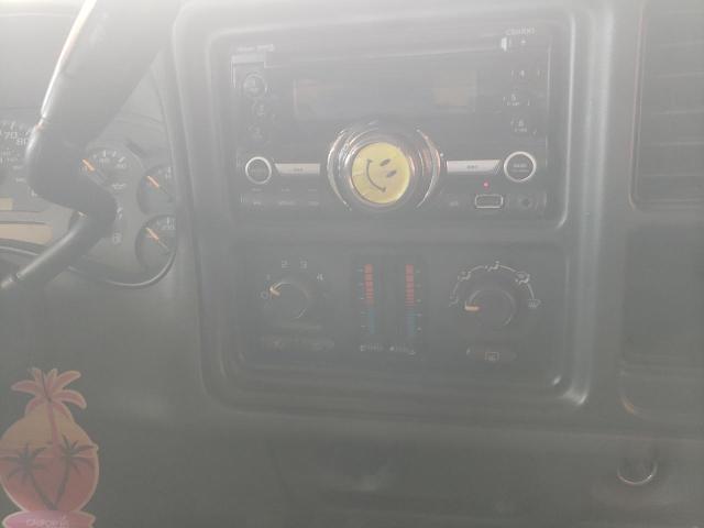 Photo 9 from auction – 2005 GMC NEW SIERRA with VIN 2GTEC13T351334155